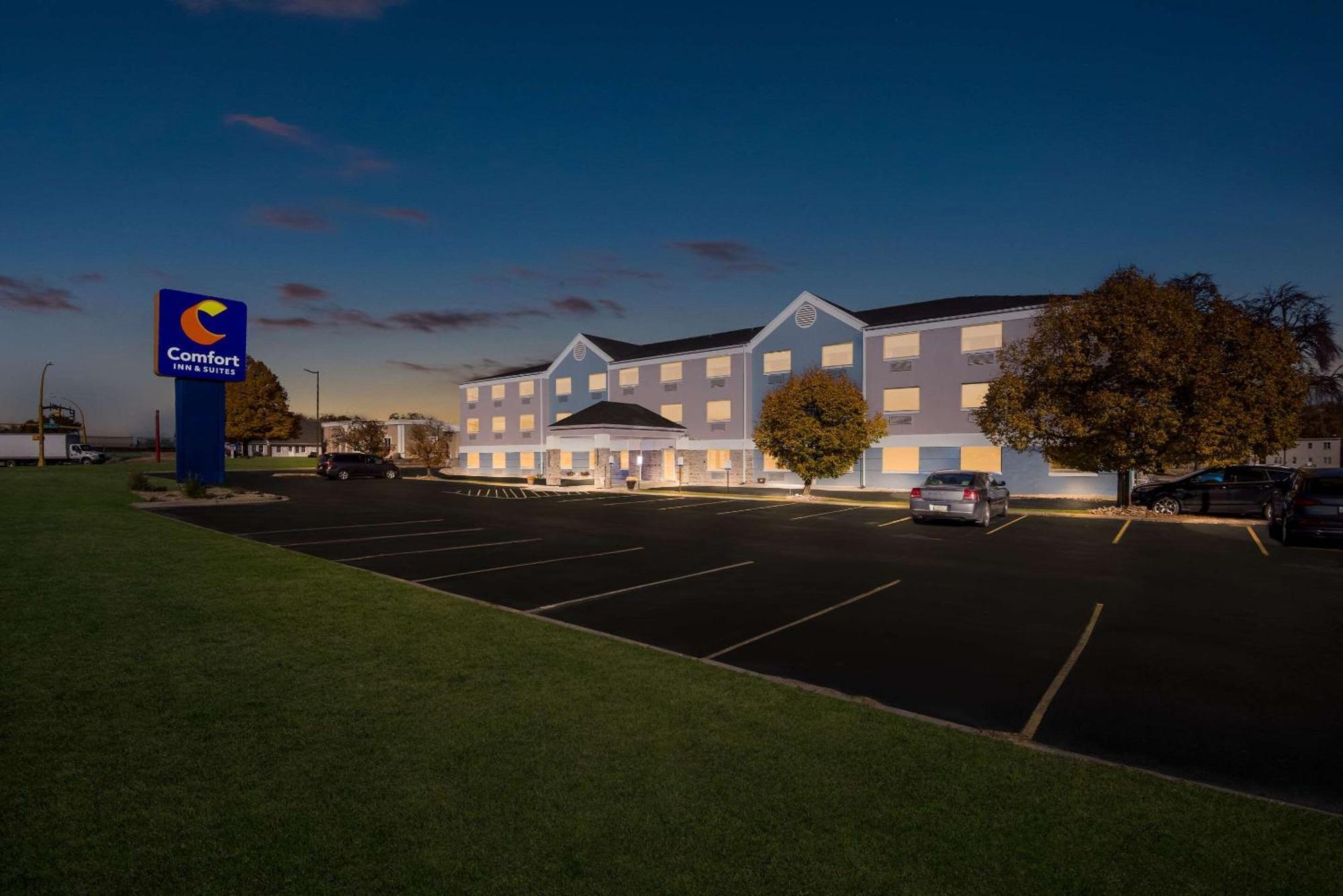 Comfort Inn & Suites Mason City Exterior photo